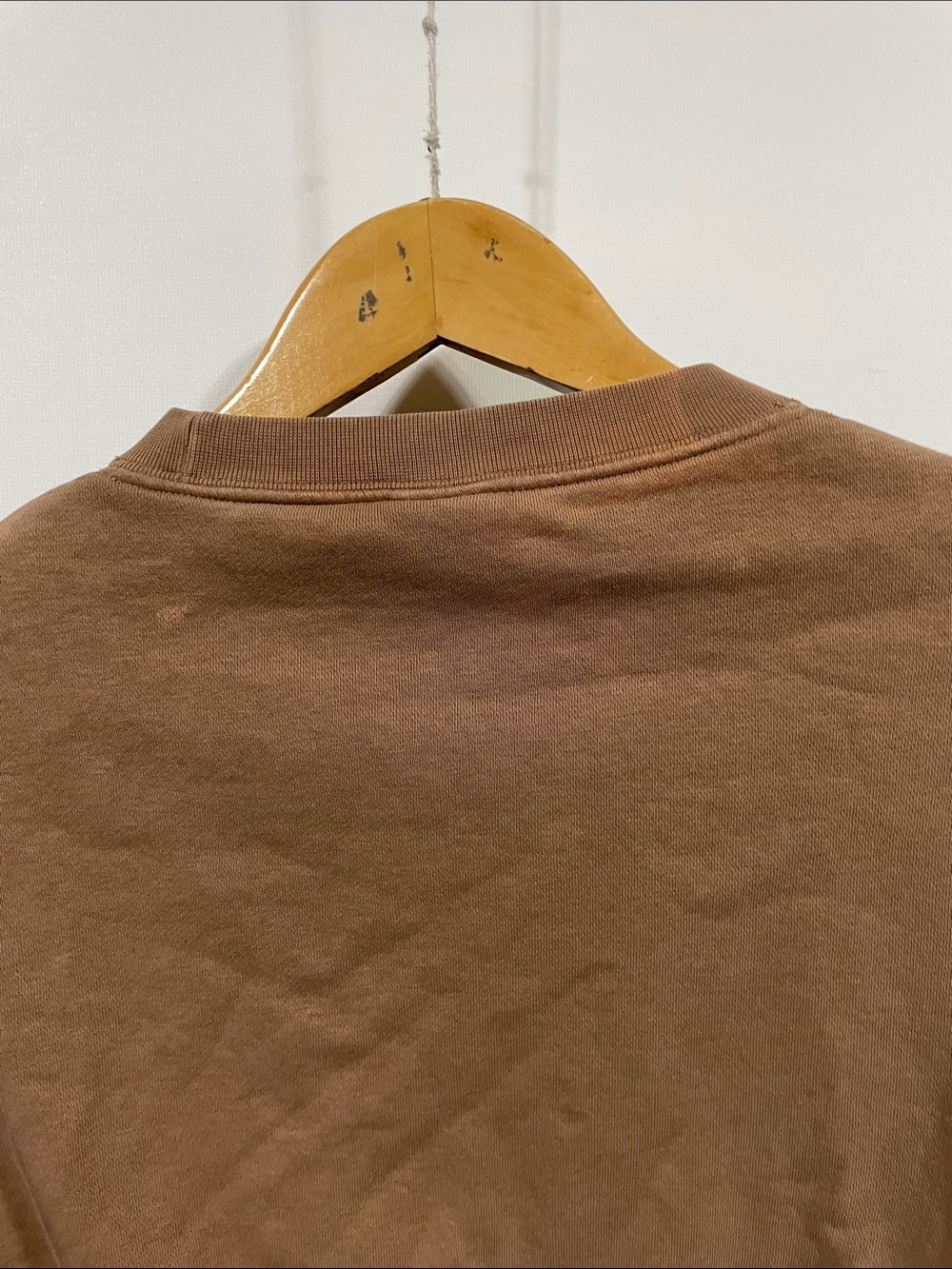 Nike Women's Brown Cropped Sweatshirt with White Center Swoosh - Picture 4 of 4